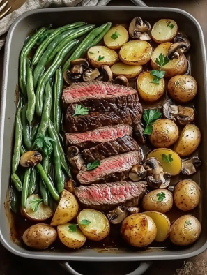 Ovenschotel met Biefstuk, Aardappelen, Sperziebonen en Champignons